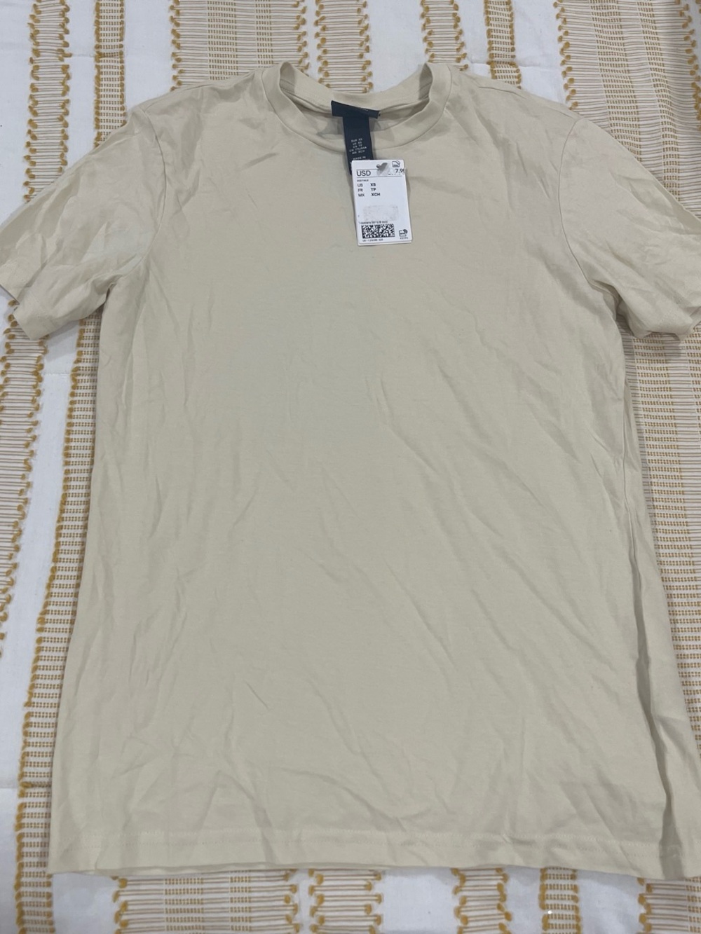 H&M Short Sleeve Tee in Light Beige